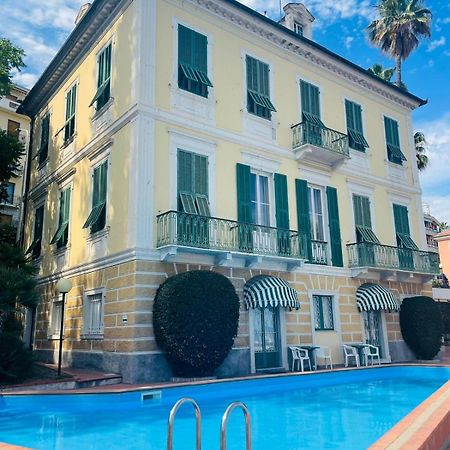Hotel Miramare Imperia Exterior photo