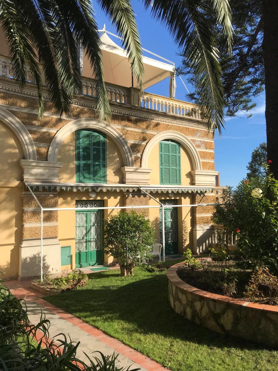 Hotel Miramare Imperia Exterior photo